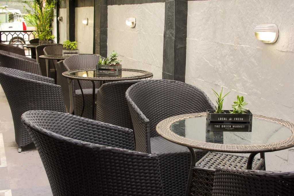 Rockland Hotel, C.R Park Új-Delhi Kültér fotó